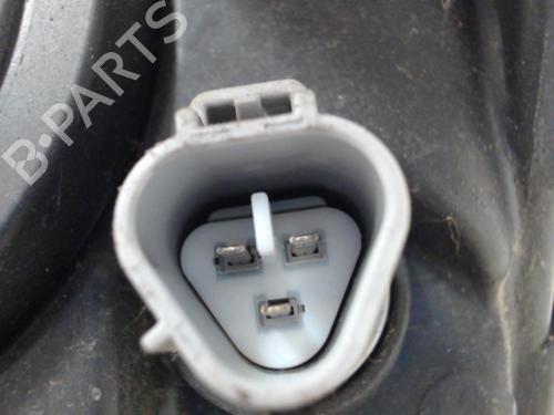 Used Right headlight Right headlight TOYOTA COROLLA Verso (ZER_, ZZE12_, R1_) 2.0 D-4D (CUR10_, CUR10R) (116 hp) 27118186 27118186