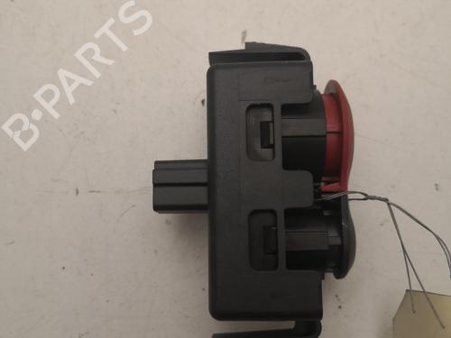 Used Warning switch Warning switch RENAULT MODUS / GRAND MODUS (F/JP0_) 1.6 (JP03, JP0B, JP0U, JP0Y, JP1G) (112 hp) 30099762 30099762