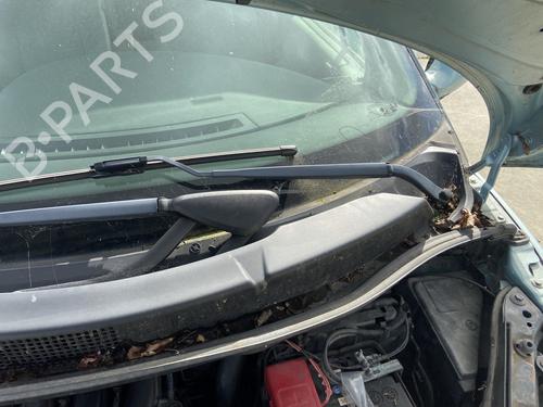 Used Front windshield wiper arm RENAULT SCÉNIC II (JM0/1_) 1.6 16V (JM1R) (112 hp) 28730954