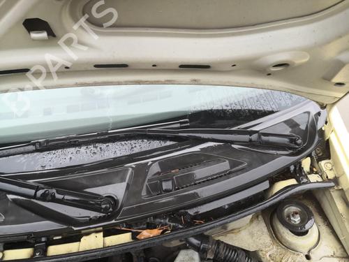 Used Front windshield wiper arm FIAT PANDA (169_) 1.1 (169.AXA1A) (54 hp) 27131727