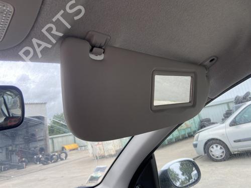 Right sun visor PEUGEOT 206 Hatchback (2A/C) 1.4 i 8143HE