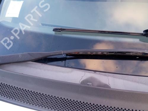 Used Front windshield wiper arm MERCEDES-BENZ A-CLASS (W168) A 170 CDI (168.009, 168.109) (95 hp) 27128120