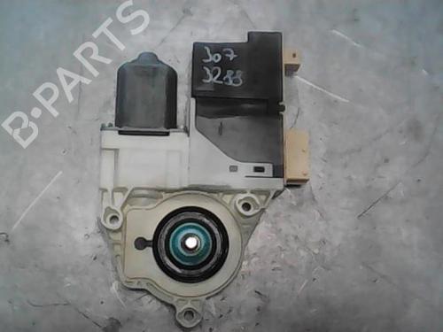Left front window motor PEUGEOT 307 (3A/C) 1.6 HDi 110 | BP27115328E21 