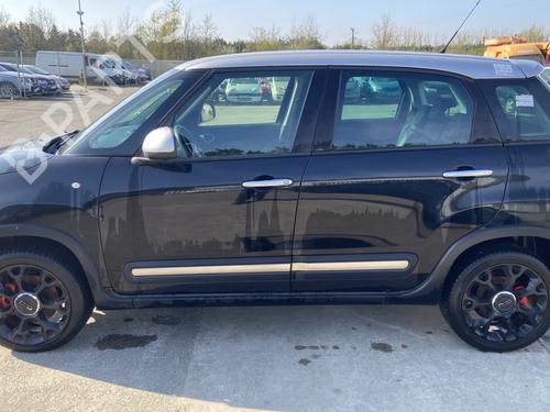 front-left-exterior-door-handle-fiat-500l-351_-352_-2012-33570472 main image