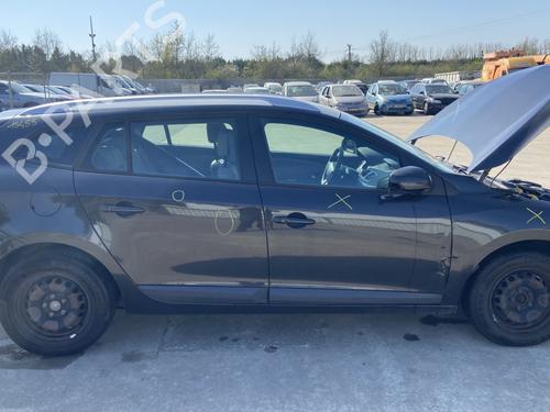 Used Right front driveshaft Right front driveshaft RENAULT MEGANE III Grandtour (KZ0/1) 1.5 dCi (KZ09, KZ0D, KZ1G, KZ29, KZ14, KZ1W, KZ10, KZ1F,... (110 hp) 33570313 33570313