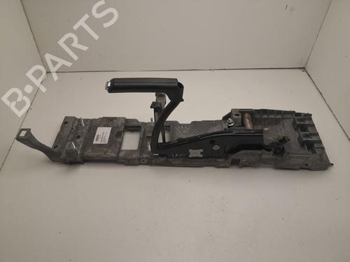 Used Hand brake VOLVO V50 (545) 2.0 D (136 hp) 31711342