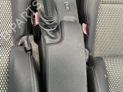 Gurtschloss für RENAULT MEGANE III Hatchback (BZ0/1_, B3_) 1.5 dCi (BZ09, BZ0D, BZ1W, BZ29, BZ14) (110 hp) 32098307