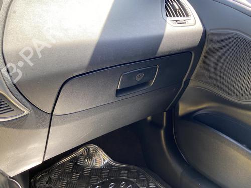 Used Glove box HYUNDAI ix35 (LM, EL, ELH) 1.7 CRDi (116 hp) 27114582