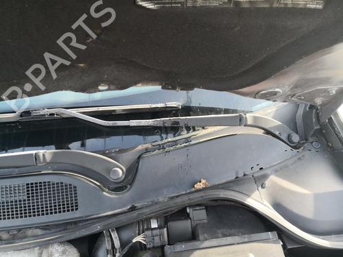 Used Front windshield wiper arm RENAULT MEGANE II (BM0/1_, CM0/1_) 1.9 dCi (BM0G, CM0G) (120 hp) 27130552