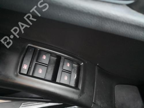 Used Left front window switch OPEL MERIVA B MPV (S10) 1.4 (75) (120 hp) 27146905