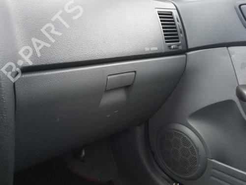 Used Glove box HYUNDAI GETZ (TB) 1.1 (63 hp) 27145704