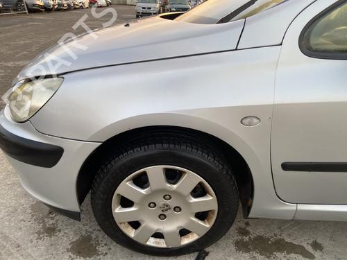 Used Left front fenders PEUGEOT 307 Break (3E) 2.0 HDI 110 (107 hp) 30874278