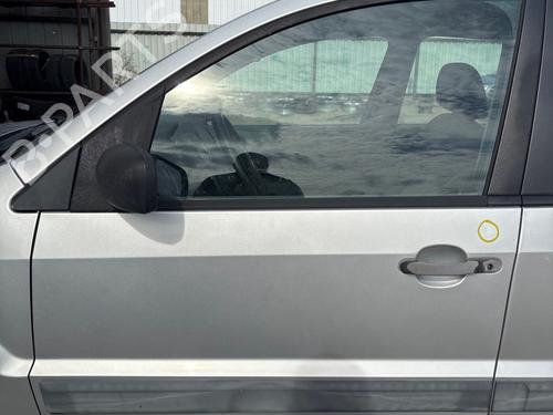 left-front-door-ford-fusion-ju_-2002-2003-2004-2005-2006-2007-2008-2009-2010-2011-2012-39546500 main image