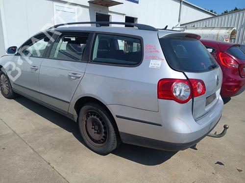 Lève-vitre arrière gauche VW PASSAT B6 Variant (3C5) 2.0 TDI (140 hp) 27124511