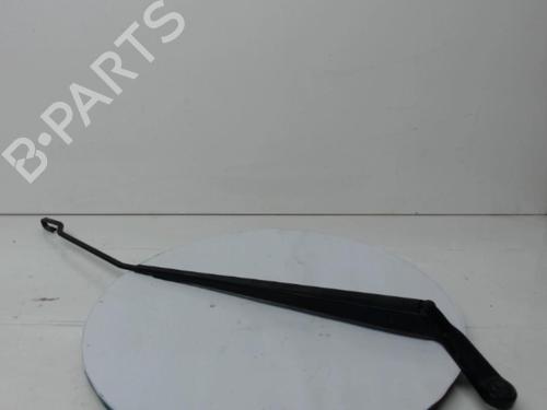 Used Front windshield wiper arm PEUGEOT 206+ (2L_, 2M_) 1.4 HDi eco 70 (68 hp) 27115426