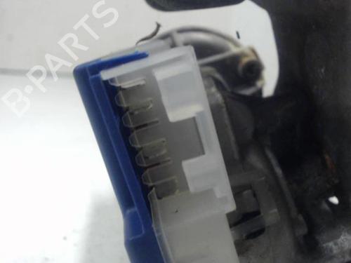 Scheibenwischergestänge vorne für FIAT PALIO Weekend (178_, 173_, 373_, 374_, 171_) 1.7 TD (70 hp) 32121724