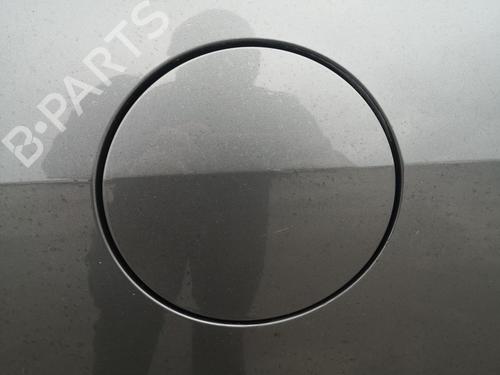 Używane Klapa wlewu paliwa TOYOTA COROLLA Verso (ZER_, ZZE12_, R1_) 2.2 D-4D (AUR10_, AUR10R) (136 hp) 27132337