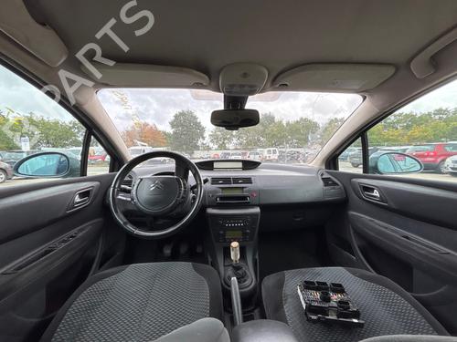 Used Radio Radio CITROËN C4 I (LC_) 1.6 HDi (109 hp) 40251244 40251244