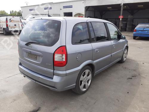 Left front fog light OPEL ZAFIRA A MPV (T98) 2.2 DTI 16V (F75) | BP27119547C30 