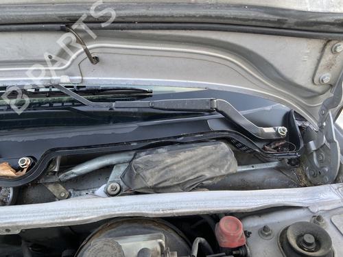 Used Front wiper motor PEUGEOT 106 II (1A_, 1C_) 1.0 i (50 hp) 30814031