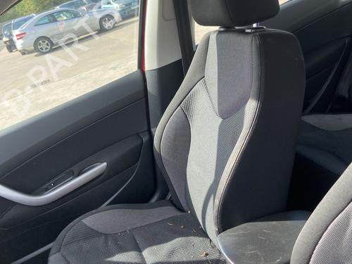 Used Right front seat PEUGEOT 308 I (4A_, 4C_) 1.6 HDi (109 hp) 29140910