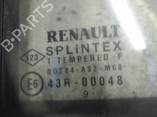 Dør rude ventre bagtil Dør rude ventre bagtil RENAULT CLIO II (BB_, CB_) 1.2 (BB0A, BB0F, BB10, BB1K, BB28, BB2D, BB2H, CB0A,... (58 hp) 27138242 27138242