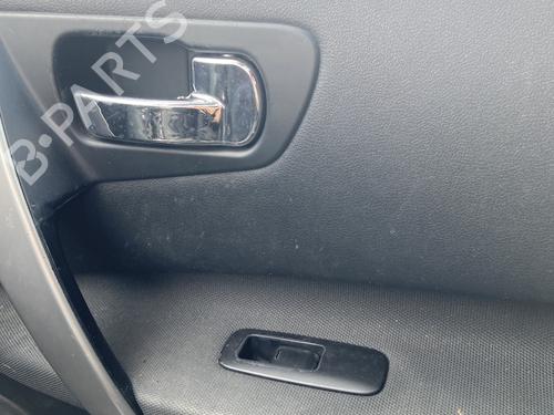 Højre fortil invendig håndtag NISSAN QASHQAI I (J10, NJ10) 1.5 dCi (110 hp) 29160987