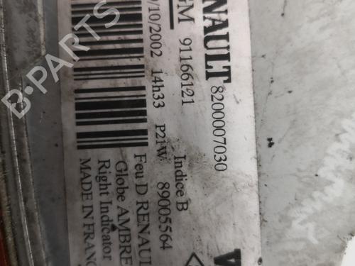 Used Right front indicator Right front indicator RENAULT TRAFIC II Van (FL) 1.9 dCi 80 (FL0B) (82 hp) 27112267 27112267