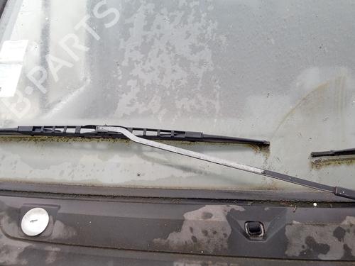 Used Front windshield wiper arm RENAULT TRAFIC Van (T_, P_, V_) 2.5 D (75 hp) 27109776