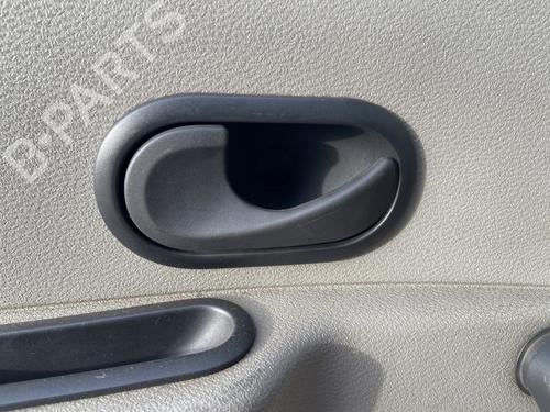 Used Rear left interior door handle RENAULT MODUS / GRAND MODUS (F/JP0_) 1.5 dCi (FP0D, JP0D) (82 hp) 31908284