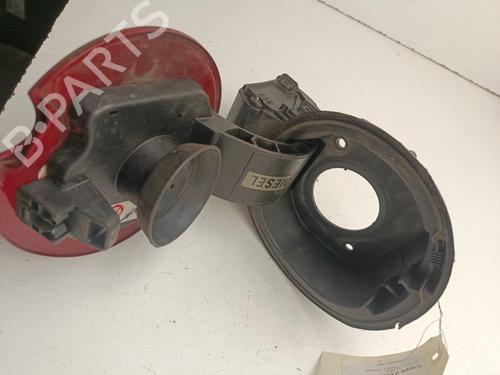 fuel-flap-renault-megane-iii-hatchback-bz01_-b3_-2008-33315666 main image