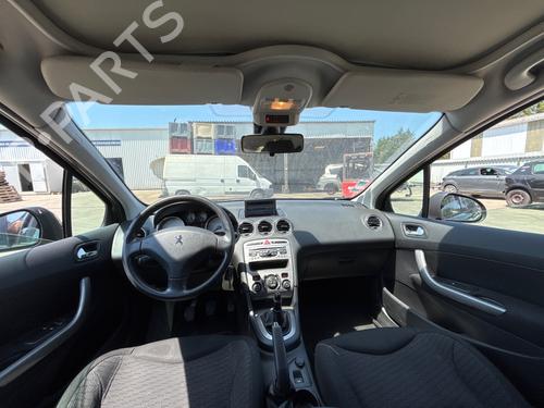 Used Front right interior door handle Front right interior door handle 37188582 37188582