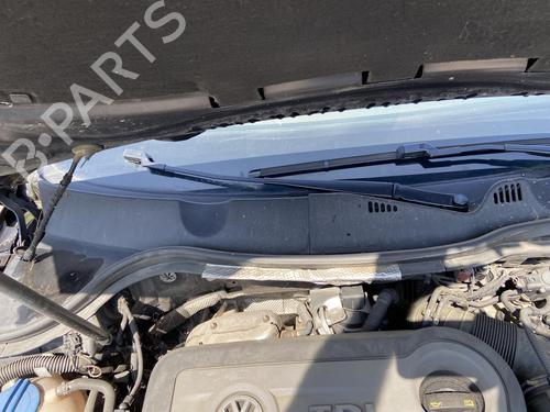 Used Front windshield wiper arm VW PASSAT B7 Variant (365) 2.0 TDI (140 hp) 27114430