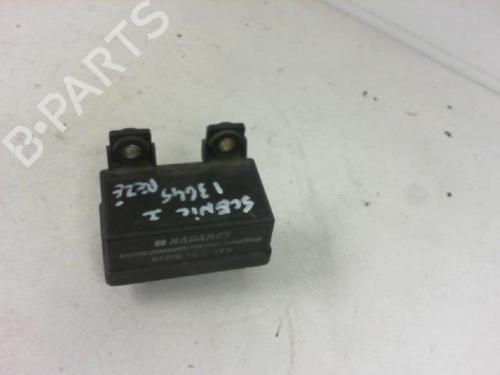 Used Electronic module RENAULT MEGANE Scenic (JA0/1_) 1.9 D (JA0J) (64 hp) 27130619