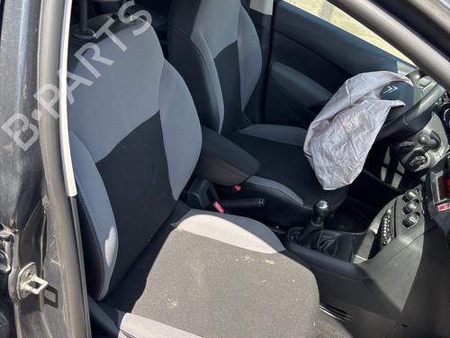 Fahrersitz für Fahrersitz CITROËN C3 II (SC_) 1.0 VTi 68 (68 hp) 36093088 36093088