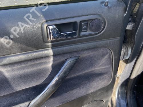 Przełącznik szyby tylnej lewej VW PASSAT B5 (3B2) 1.9 TDI BP28352469I29