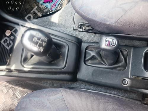 Used Gear lever MITSUBISHI PAJERO PININ I (H6_W, H7_W) 2.0 GDI (H67W, H77W) (129 hp) 27125129