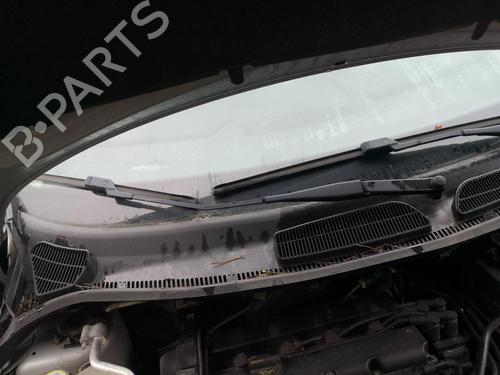 Used Front windshield wiper arm FORD FIESTA VI (CB1, CCN) 1.25 (82 hp) 27147497