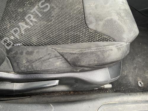 Stol høyre foran CITROËN C5 III Break (RW_) 2.0 HDi (136 hp) 31811504