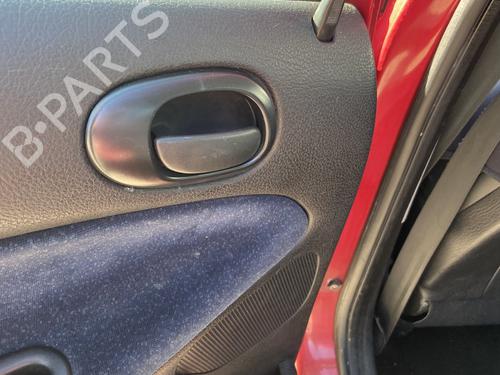 Venstre bagtil invendig håndtag PEUGEOT 206 Hatchback (2A/C) 1.6 16V (109 hp) 29009921