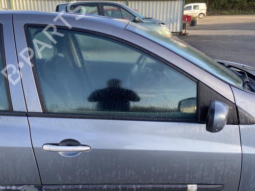 Rudehejsemekanisme Højre foran RENAULT CLIO III (BR0/1, CR0/1) 1.5 dCi (BR17, CR17) (86 hp) 30061046