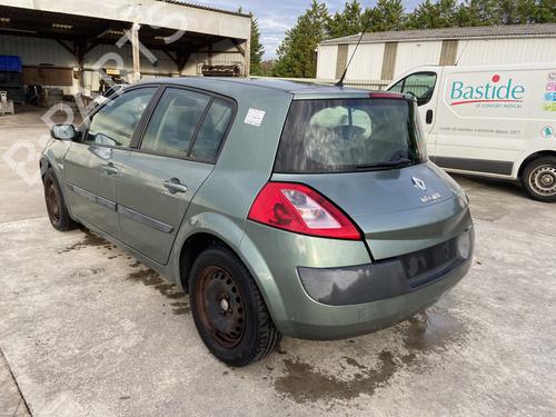 Used Rear axle RENAULT MEGANE II (BM0/1_, CM0/1_) 1.6 16V (BM0C, CM0C) (113 hp) 32121566