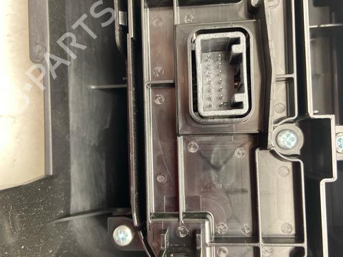 Used Climate control Climate control 37741727 37741727