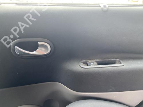 Used Rear right interior door handle RENAULT SCÉNIC II (JM0/1_) 1.9 dCi (JM0G, JM12, JM1G, JM2C) (120 hp) 30359592