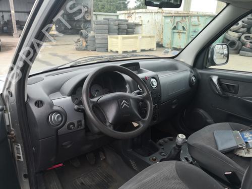 Used Driver airbag CITROËN BERLINGO / BERLINGO FIRST Box Body/MPV (M_) 1.9 D 70 (MBWJZ, MCWJZ) (69 hp) 27104609