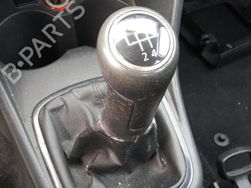 Used Gear lever VW POLO V (6R1, 6C1) 1.6 TDI (90 hp) 27101163