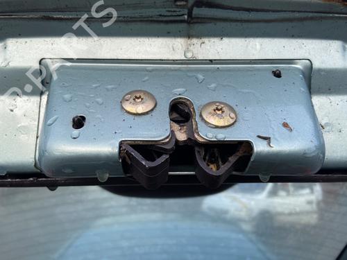 Used Tailgate lock FORD FOCUS I (DAW, DBW) 2.0 16V (131 hp) 31944144