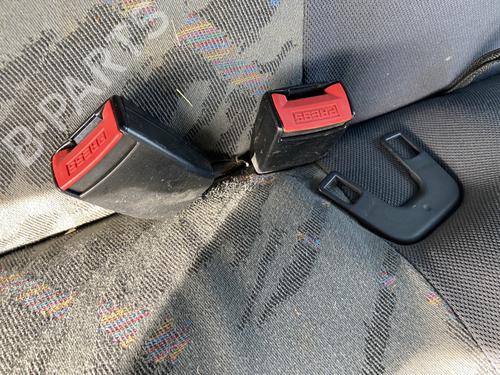 seat-buckle-citroen-zx-break-n2-1993-1994-1995-1996-1997-1998-1999-32240912 main image
