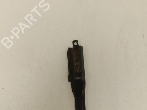 front-windshield-wiper-arm-mercedes-benz-a-class-w169-2004-2005-2006-2007-2008-2009-2010-2011-2012-32337607 main image