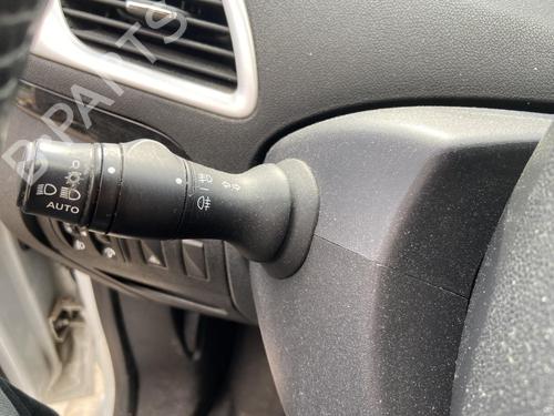 Used Steering column stalk Steering column stalk RENAULT SCÉNIC III (JZ0/1_) 1.5 dCi (110 hp) 27111789 27111789